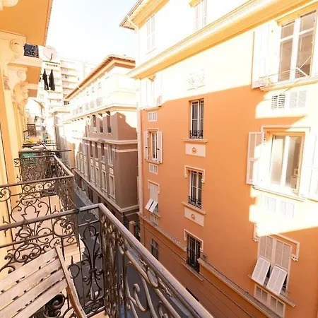 Charmant 2 Pieces, Tres Proche Monaco *