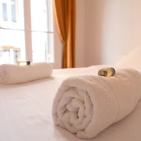 Appartement Charmant 2 Pieces, Tres Proche Monaco